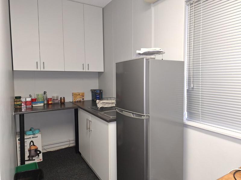 To Let Commercial Property for Rent in Newton Park Eastern Cape